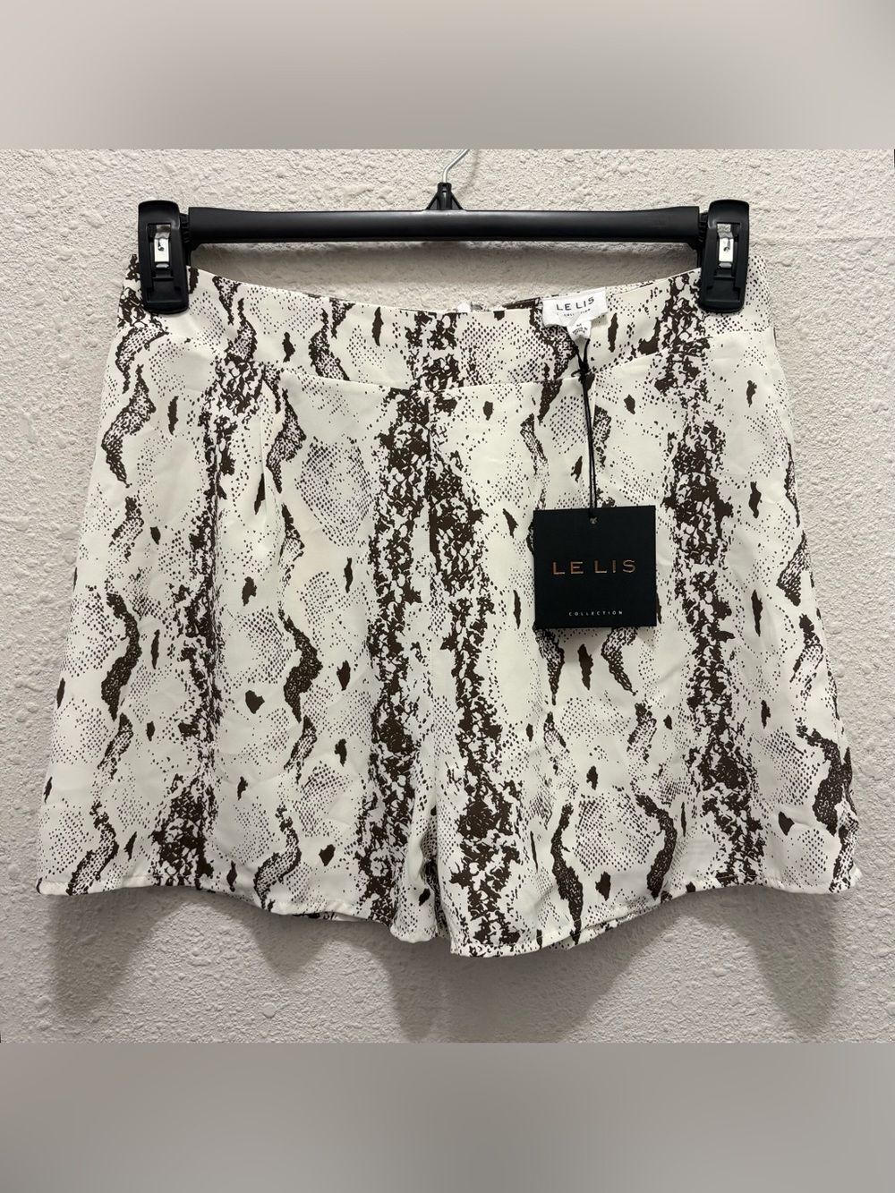 Le Lis Cream and Brown Reptile Shorts NWT M